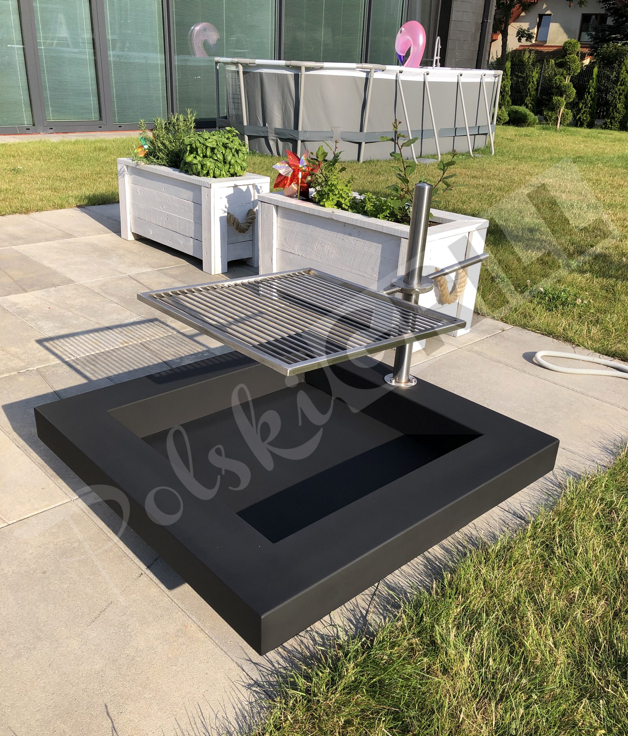 Palenisko z grillem ogrodowym RECTAN - kwadratowe